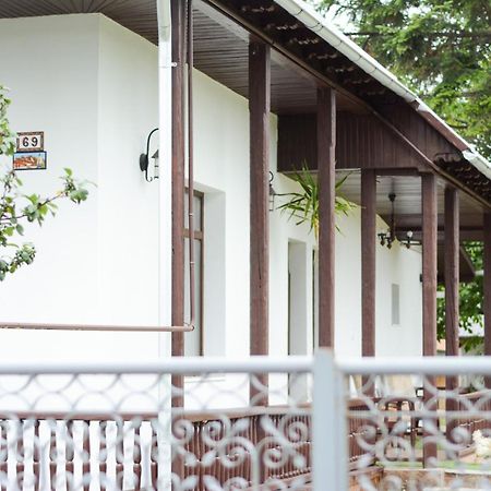 Casa Humulesti, Fii Vecinul Lui Ion Creanga Villa Targu Neamt Ngoại thất bức ảnh